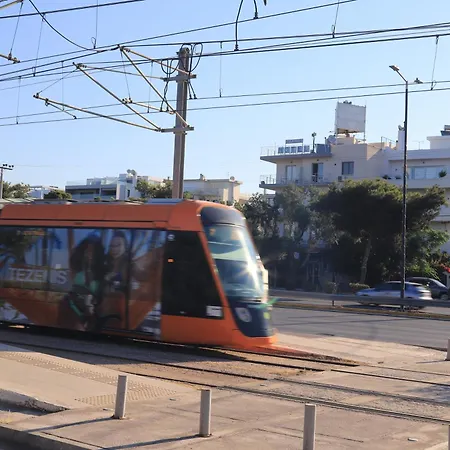 Ikaros Elliniko מלון