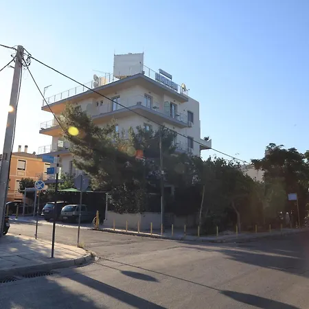 Ikaros Elliniko מלון 2*
